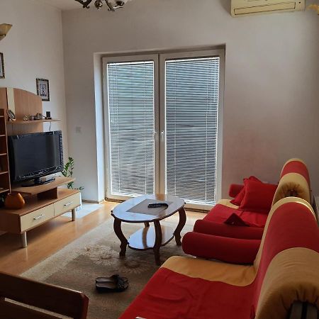 Zogu Apartments - City View Pristina Kültér fotó