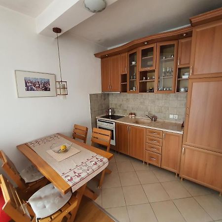 Zogu Apartments - City View Pristina Kültér fotó