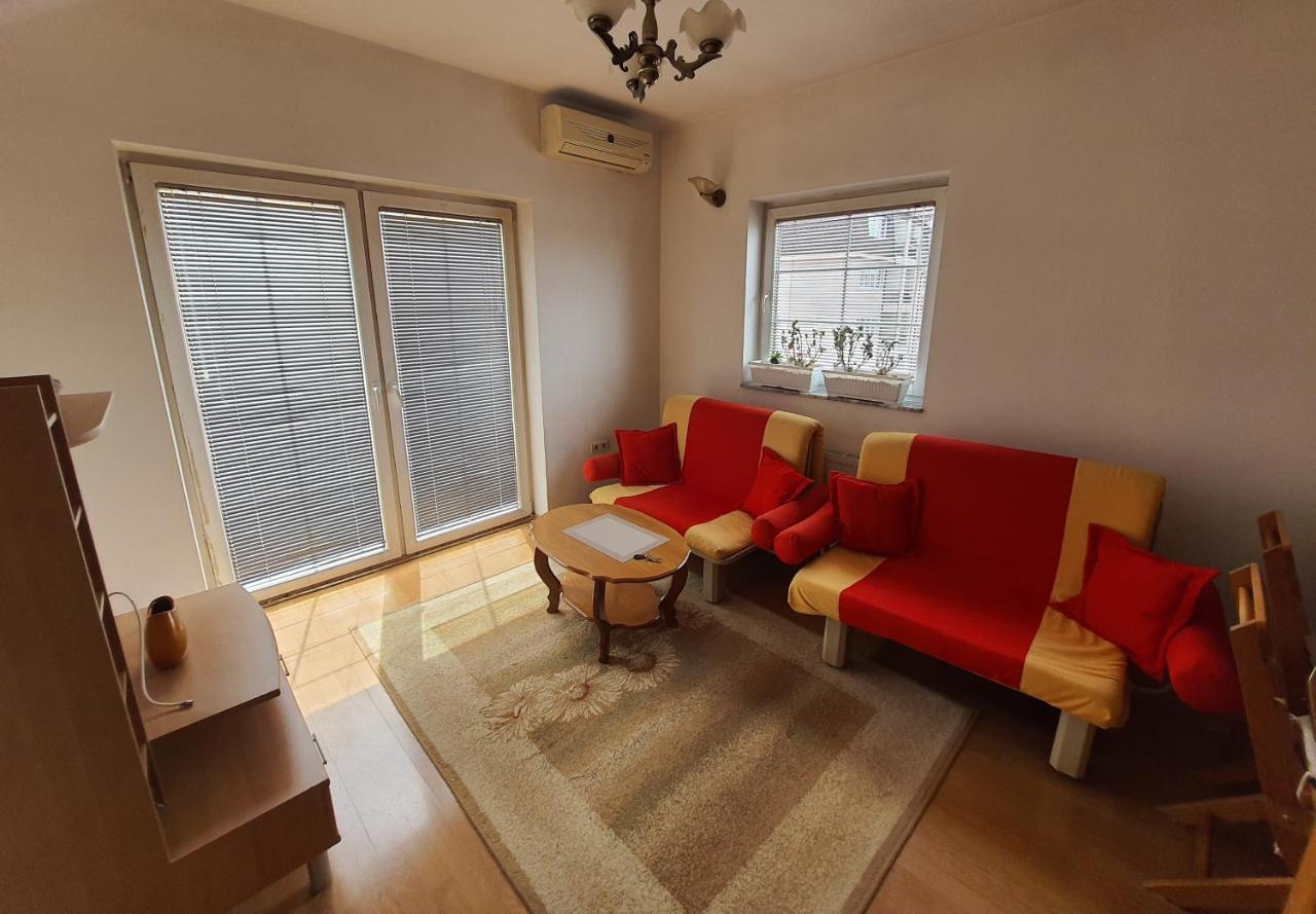 Zogu Apartments - City View Pristina Kültér fotó