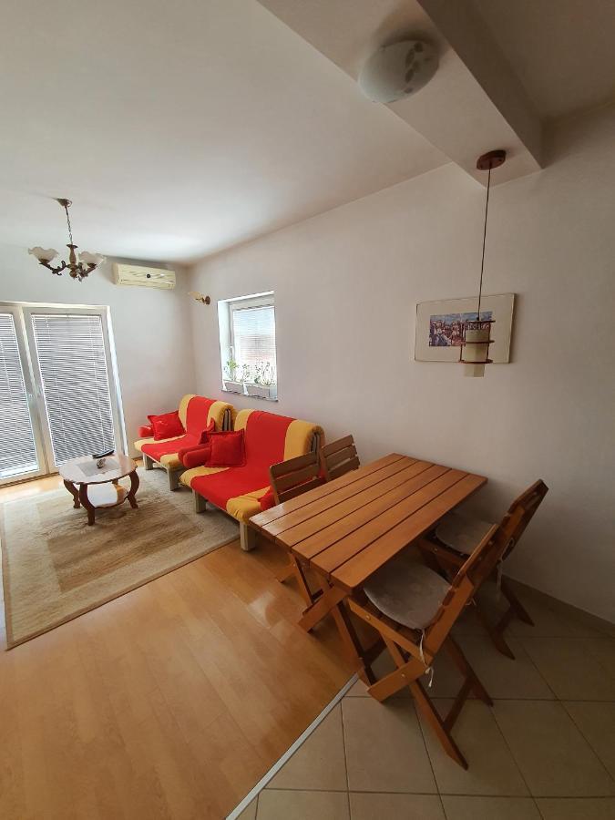 Zogu Apartments - City View Pristina Kültér fotó